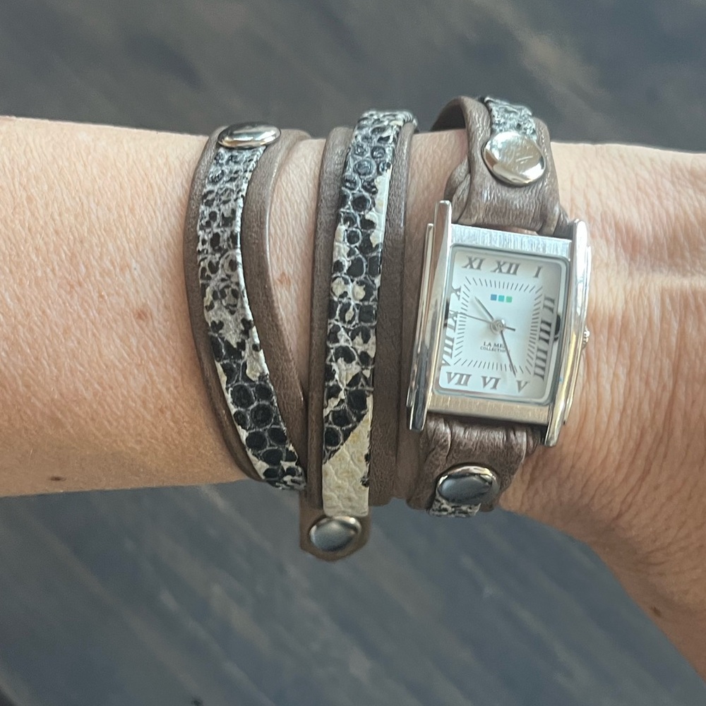 LA MER Leather Wrap Watch EUC